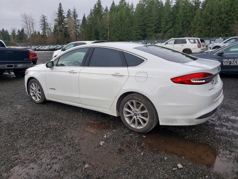 Photo 2 from auction – 2017 FORD FUSION with VIN 3FA6P0LUXHR409189