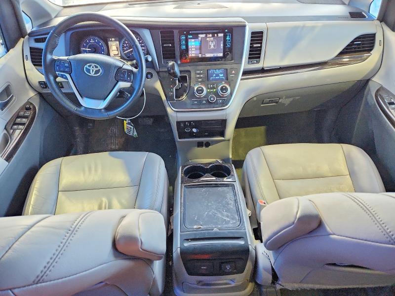 Photo 8 from auction – 2015 TOYOTA SIENNA with VIN 5TDDK3DC8FS103822