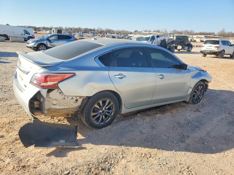 Photo 3 from auction – 2015 NISSAN ALTIMA 2.5 with VIN 1N4AL3AP8FC463719