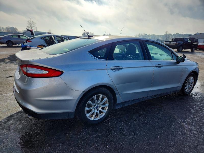 Photo 3 from auction – 2016 FORD FUSION S with VIN 3FA6P0G79GR154716