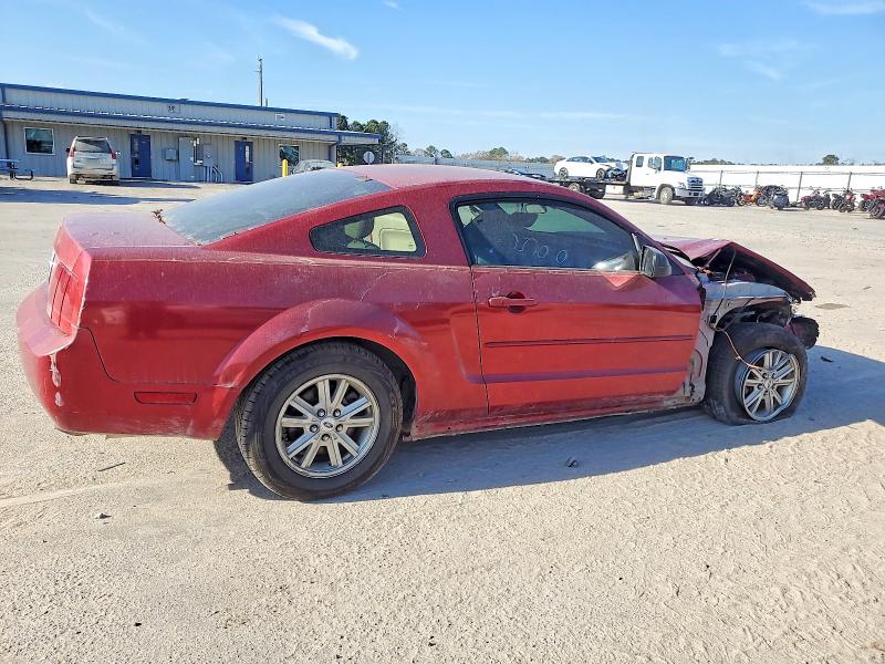 Photo 3 from auction – 2005 FORD MUSTANG with VIN 1ZVFT80N255154891