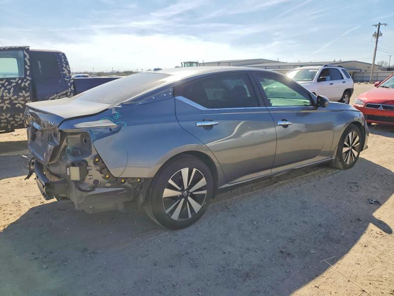 Photo 3 from auction – 2022 NISSAN ALTIMA with VIN 1N4BL4DV9NN361658
