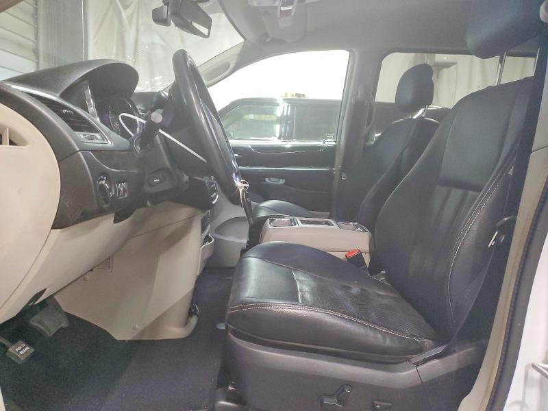 Photo 7 from auction – 2013 CHRYSLER TOWN & COU with VIN 2C4RC1CG7DR816096