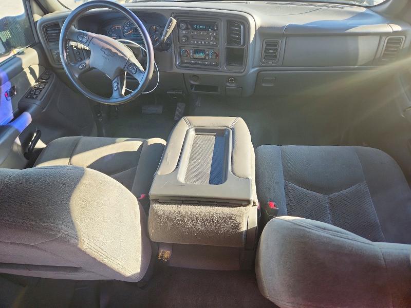 Photo 8 from auction – 2003 CHEVROLET SILVERADO with VIN 1GCHK231X3F221734