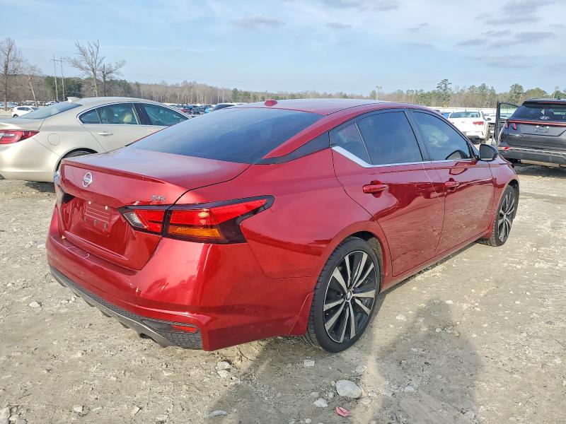 Photo 3 from auction – 2019 NISSAN ALTIMA with VIN 1N4BL4CVXKC236614