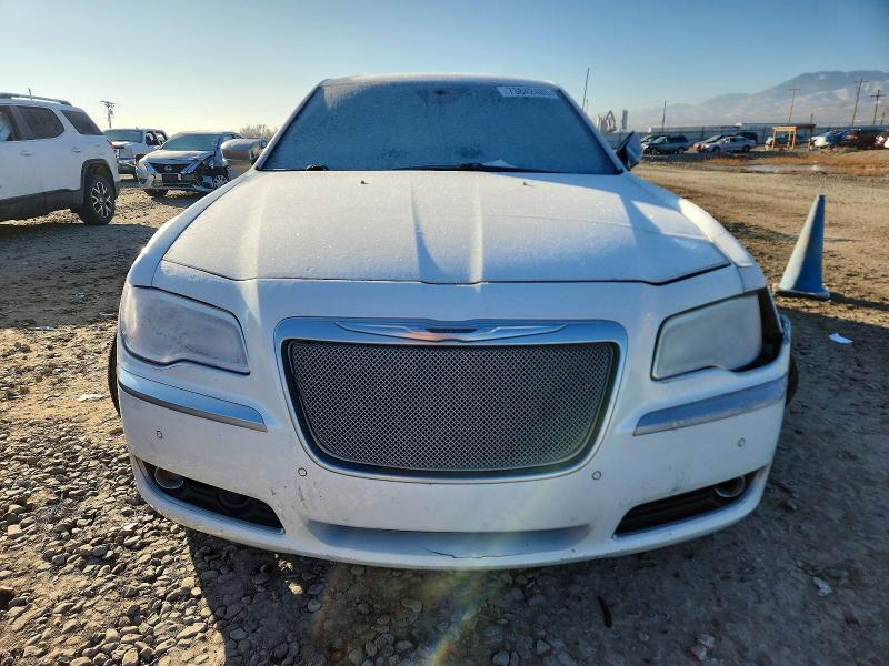 Foto 5 de la subasta – 2014 CHRYSLER 300C LUXUR con VIN 2C3CCASG7EH105923