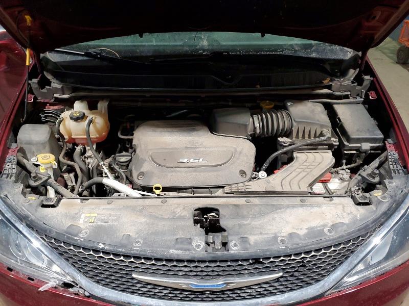 Photo 12 from auction – 2018 CHRYSLER PACIFICA with VIN 2C4RC1GG3JR262125