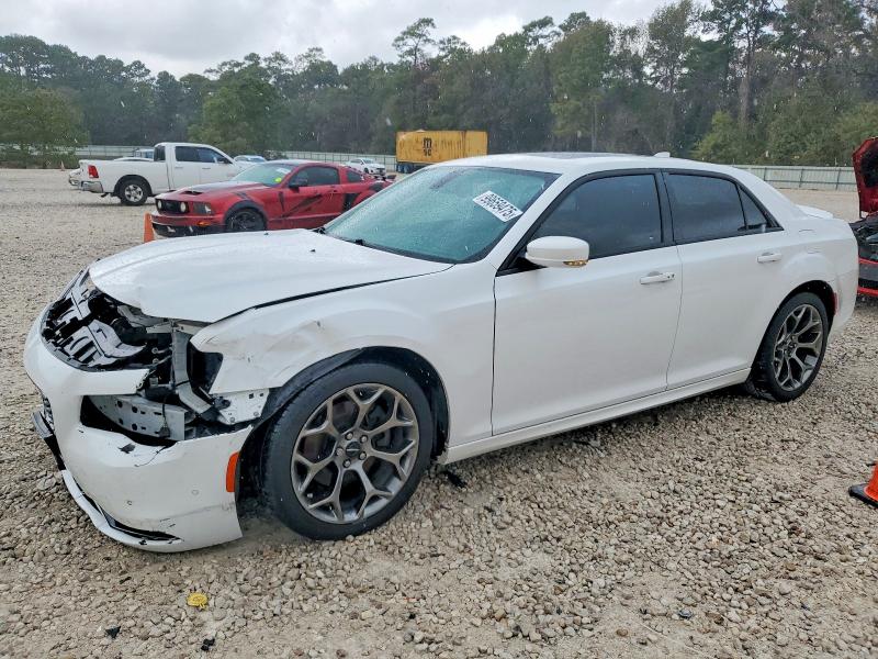 CHRYSLER 300 2016 with VIN 2C3CCABTXGH234111 - Photo from auction