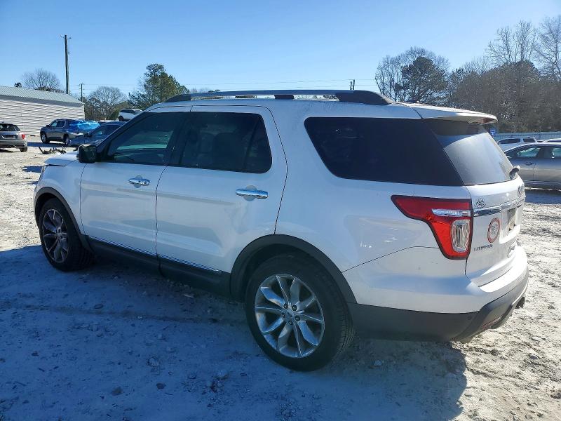 Photo 2 from auction – 2015 FORD EXPLORER L with VIN 1FM5K7F85FGC11437