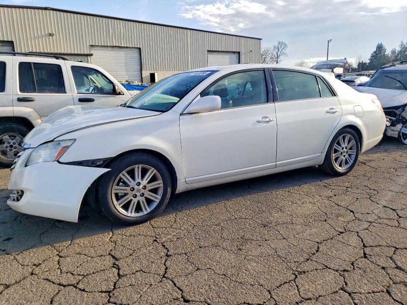 TOYOTA AVALON XL 2006 with VIN 4T1BK36BX6U112766 - Photo from auction