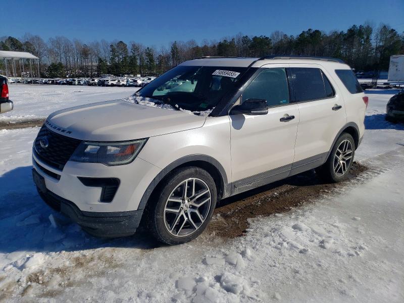 FORD EXPLORER 2018 with VIN 1FM5K8GT3JGC03631 - Photo from auction