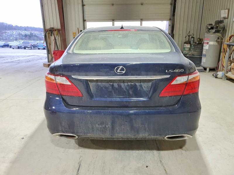 Photo 6 from auction – 2012 LEXUS LS 460 with VIN JTHBL5EF1C5111883