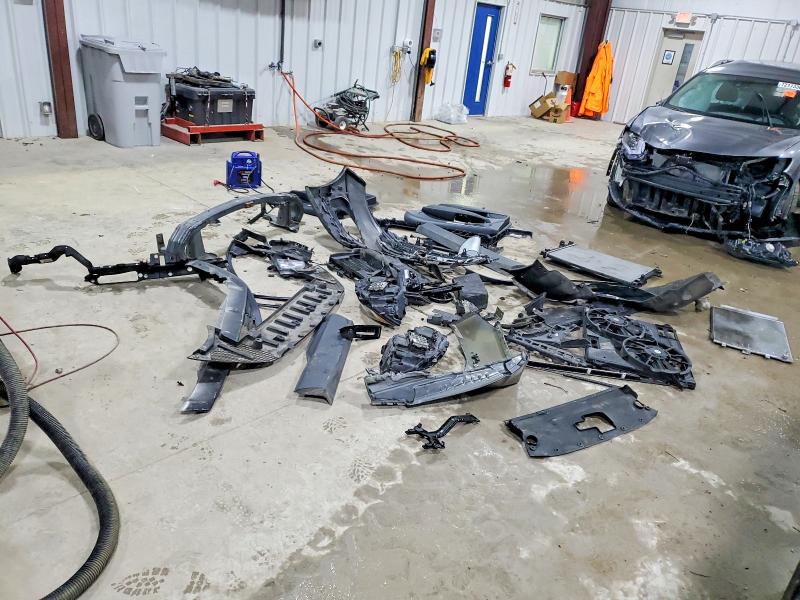 Photo 13 from auction – 2020 FORD EDGE with VIN 2FMPK3J93LBA47965