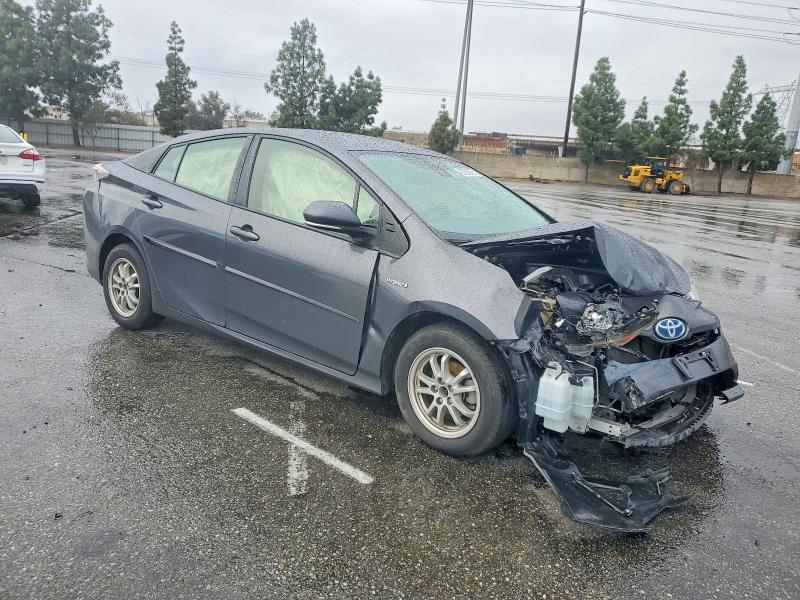 Photo 4 from auction – 2017 TOYOTA PRIUS with VIN JTDKBRFU5H3031384