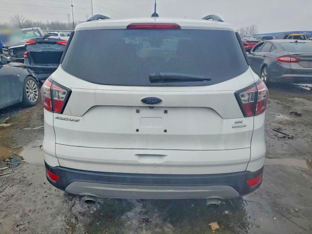 Photo 6 from auction – 2018 FORD ESCAPE SE with VIN 1FMCU0GD9JUD42949