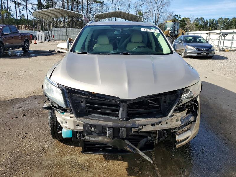 Photo 5 from auction – 2015 LINCOLN MKC with VIN 5LMCJ1A97FUJ41381