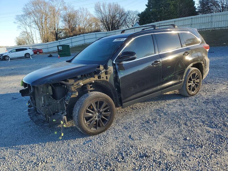 TOYOTA HIGHLANDER 2019 with VIN 5TDJZRFH3KS598905 - Photo from auction