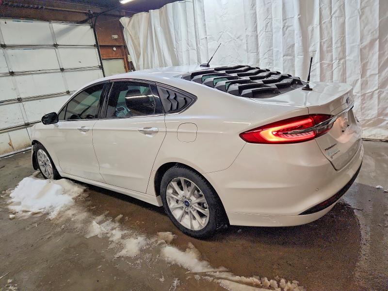 Photo 2 from auction – 2017 FORD FUSION SE with VIN 3FA6P0HD9HR390904