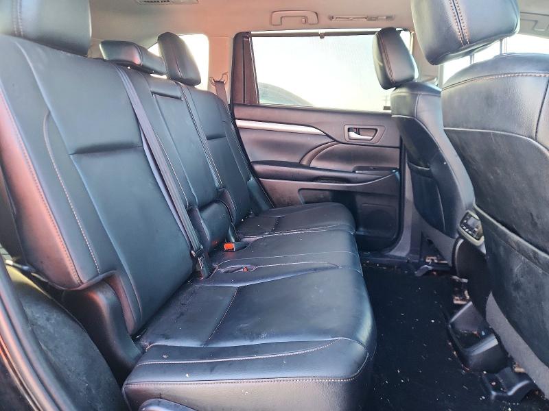 Photo 11 from auction – 2019 TOYOTA HIGHLANDER with VIN 5TDJZRFH1KS916939