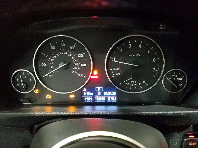 Photo 9 from auction – 2013 BMW 335 with VIN WBA3B9C57DF587011