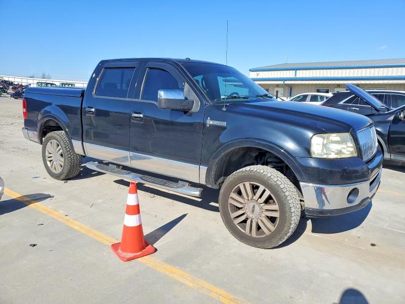 Photo 4 from auction – 2006 LINCOLN MARK LT with VIN 5LTPW185X6FJ20555
