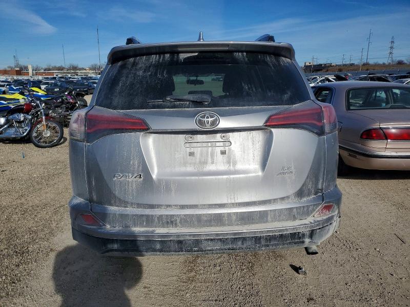 Photo 6 from auction – 2016 TOYOTA RAV4 LE with VIN 2T3BFREV5GW426952