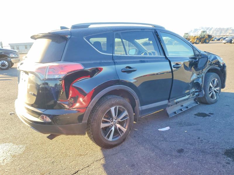 Photo 3 from auction – 2018 TOYOTA RAV4 ADVEN with VIN 2T3WFREV7JW483968