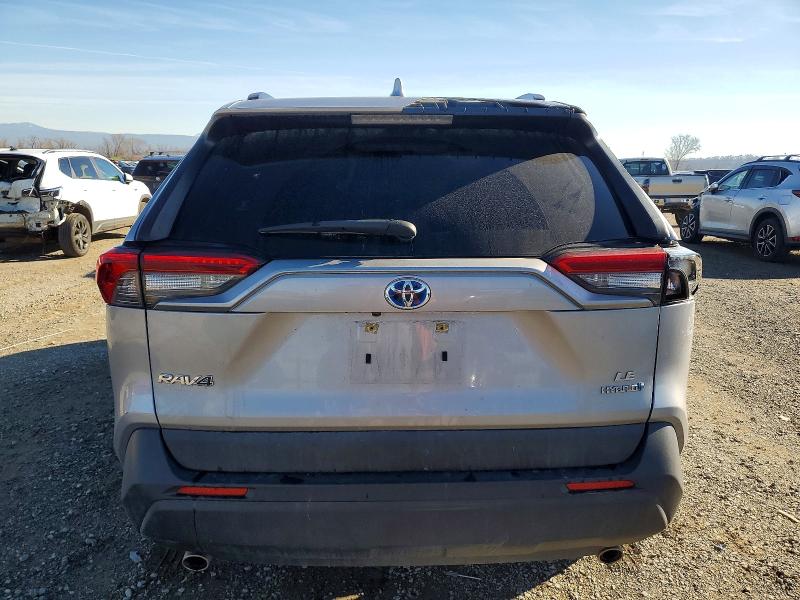 Photo 6 from auction – 2019 TOYOTA RAV4 LE with VIN JTMMWRFV7KD017607