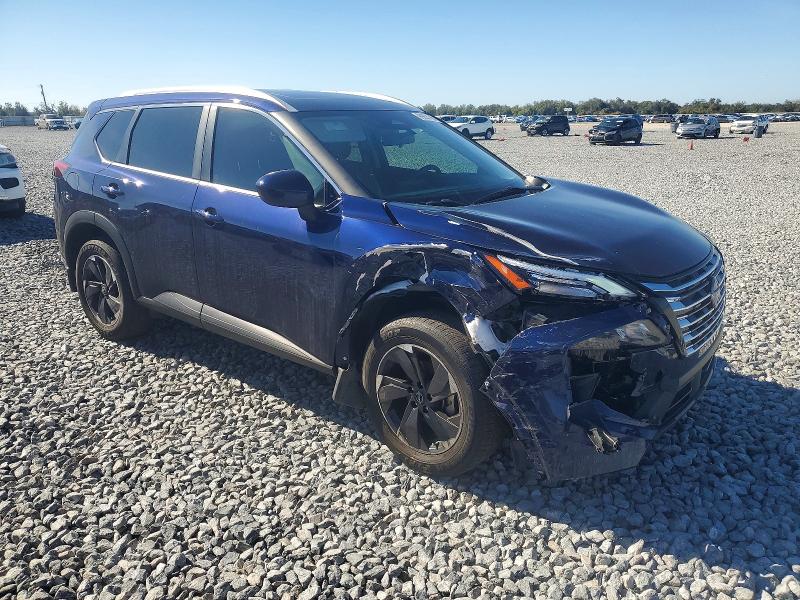 Photo 4 from auction – 2024 NISSAN ROGUE with VIN JN8BT3BA4RW355498