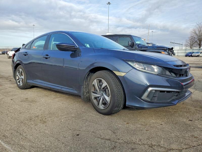 Photo 4 from auction – 2019 HONDA CIVIC LX with VIN 2HGFC2F69KH549012