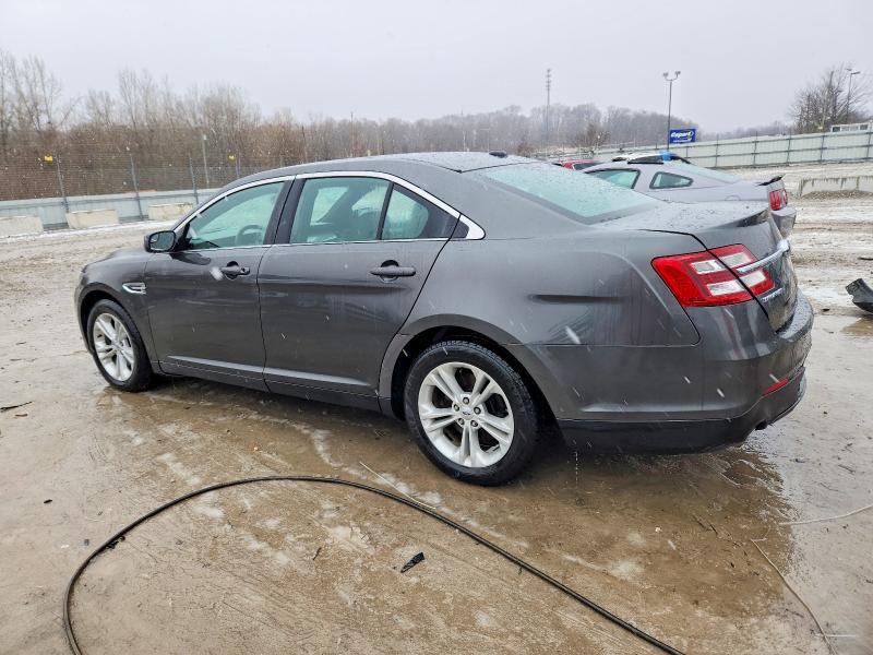 Photo 2 from auction – 2018 FORD TAURUS SEL with VIN 1FAHP2E8XJG125398