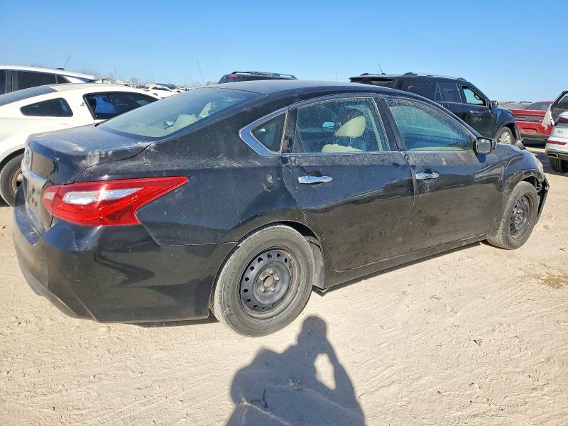 Photo 3 from auction – 2016 NISSAN ALTIMA 2.5 with VIN 1N4AL3AP2GN334400