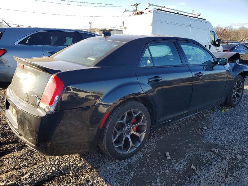 Photo 3 from auction – 2015 CHRYSLER 300 with VIN 2C3CCABT4FH808135