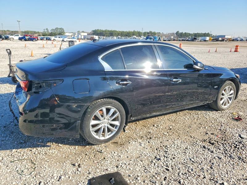 Photo 3 from auction – 2017 INFINITI Q50 with VIN JN1CV7AR6HM682149