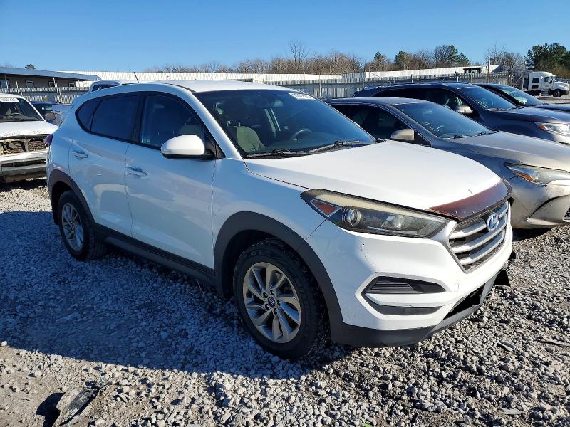 Photo 4 from auction – 2017 HYUNDAI TUCSON with VIN KM8J23A44HU461820