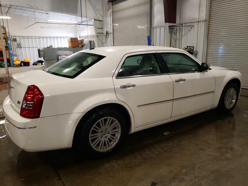 Photo 3 from auction – 2010 CHRYSLER 300 TOURIN with VIN 2C3CA5CV1AH104562
