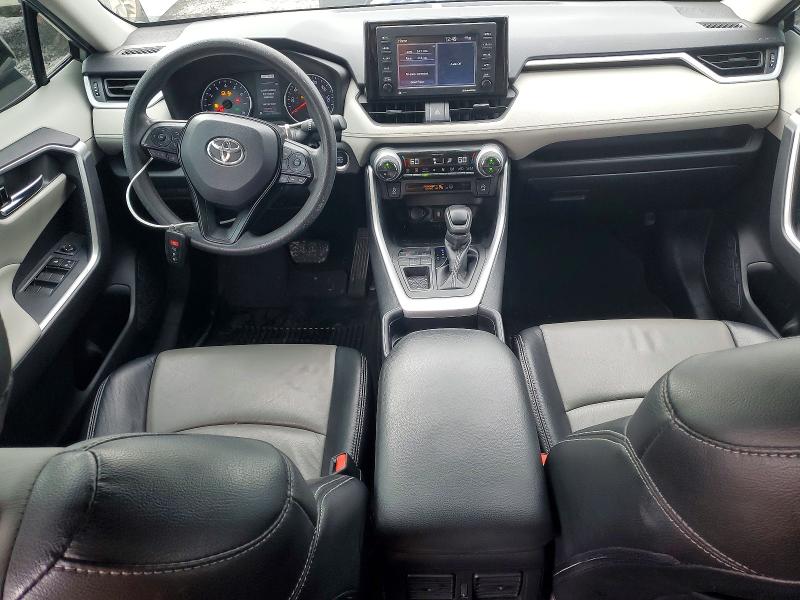 Photo 8 from auction – 2021 TOYOTA RAV4 with VIN 2T3W1RFV1MW131793