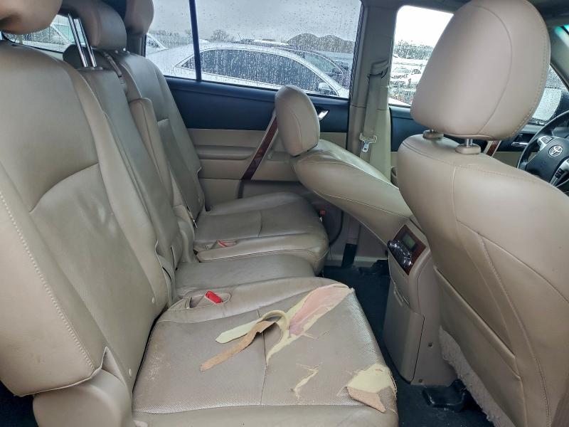 Photo 10 from auction – 2012 TOYOTA HIGHLANDER with VIN JTEDC3EH4C2009913