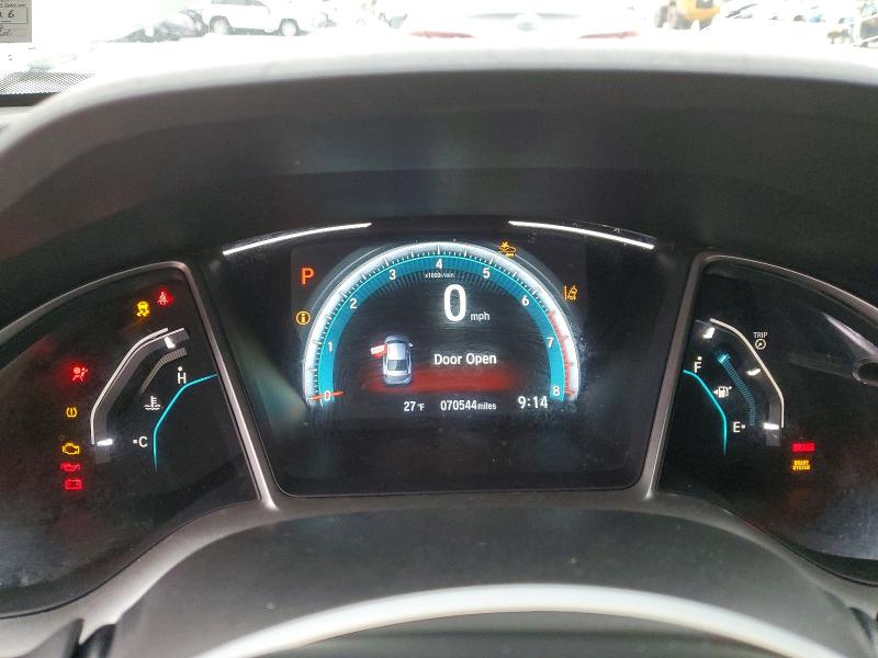 Photo 9 from auction – 2017 HONDA CIVIC TOUR with VIN 19XFC1F92HE210714