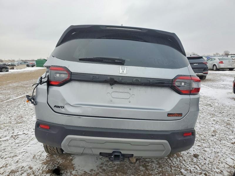 Photo 6 from auction – 2025 HONDA PILOT with VIN 5FNYG1H69SB067374