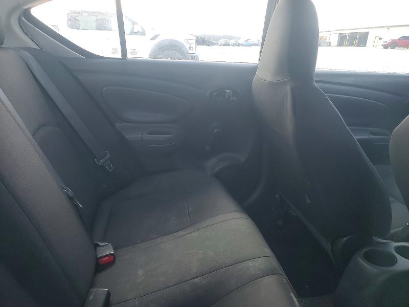 Zdjęcie 10 z aukcji – 2016 NISSAN VERSA S z VIN 3N1CN7AP6GL892810