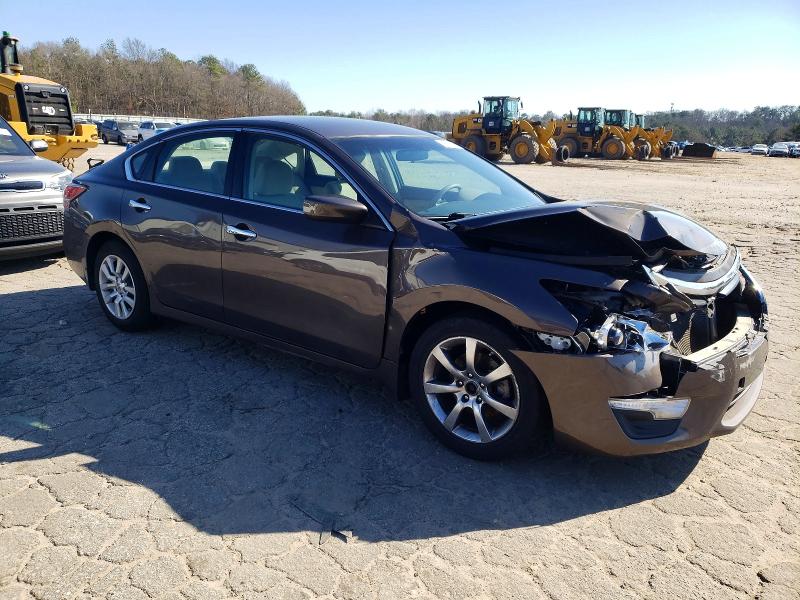 Zdjęcie 4 z aukcji – 2015 NISSAN ALTIMA z VIN 1N4AL3AP5FC258374