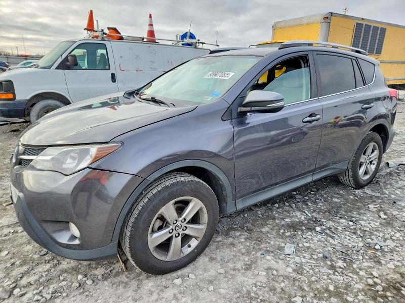 TOYOTA RAV4 XLE 2015 with VIN 2T3RFREV6FW303982 - Photo from auction