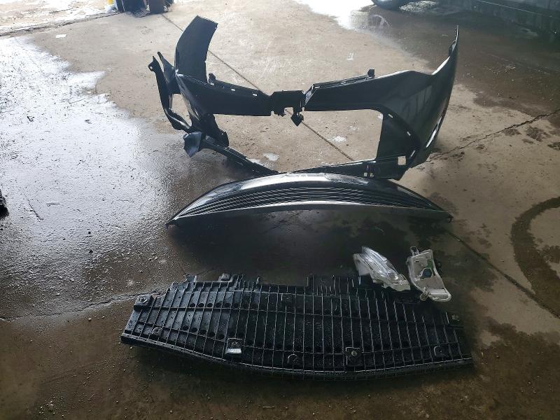 Photo 12 from auction – 2019 TOYOTA COROLLA with VIN 2T1BURHE9KC156578