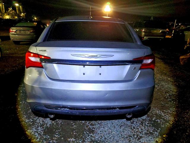 Photo 6 from auction – 2013 CHRYSLER 200 with VIN 1C3CCBBG3DN720044