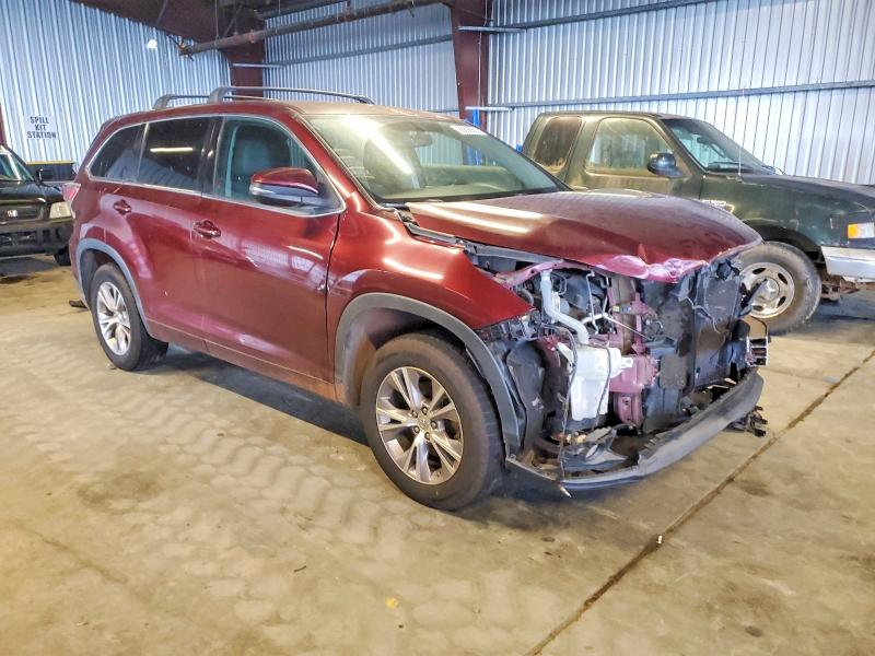Photo 4 from auction – 2015 TOYOTA HIGHLANDER with VIN 5TDZKRFH4FS039568