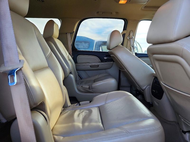 Photo 11 from auction – 2011 GMC YUKON DENA with VIN 1GKS2EEF4BR253855