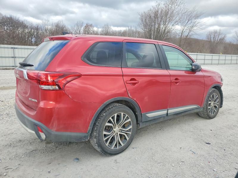 Photo 3 from auction – 2018 MITSUBISHI OUTLANDER with VIN JA4AD2A36JZ052754