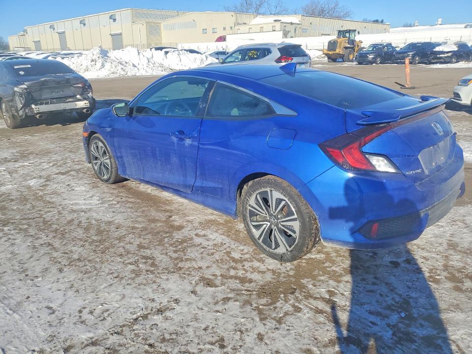 Photo 2 from auction – 2017 HONDA CIVIC EX with VIN 2HGFC3B33HH354565