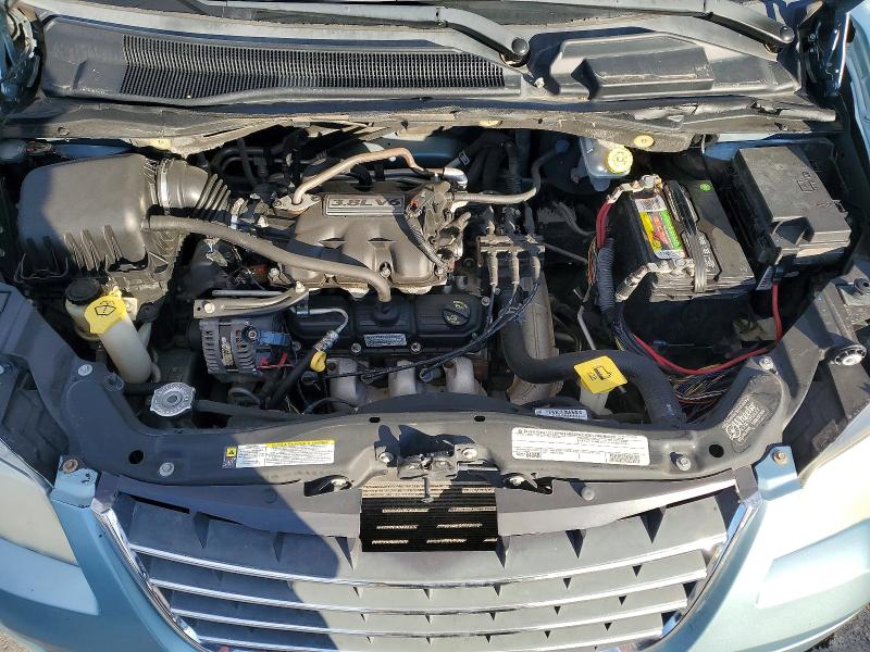 Photo 12 from auction – 2010 CHRYSLER TOWN & COU with VIN 2A4RR5D16AR492726